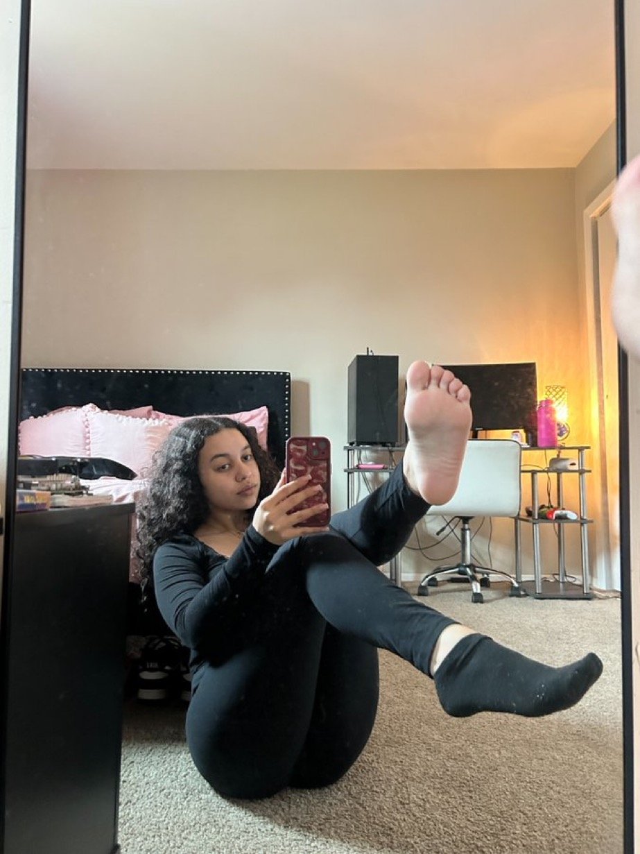 insanely sexy lightskins feet #8YdQgMLB