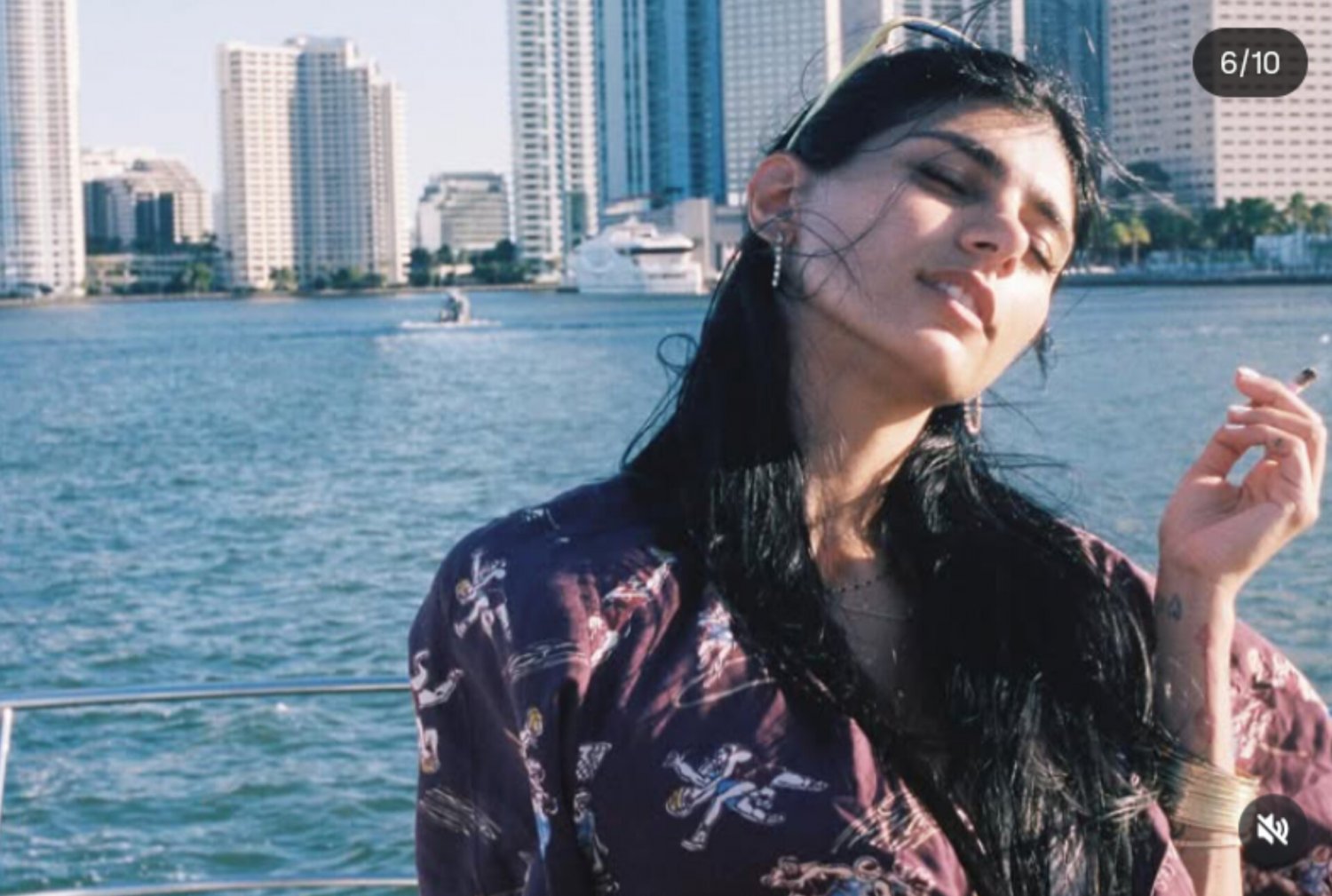 Mia Khalifa #05QMPIH5
