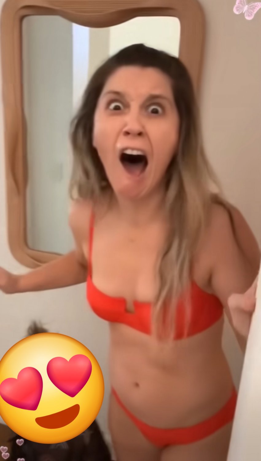 Random chicks #Bt2qIULu