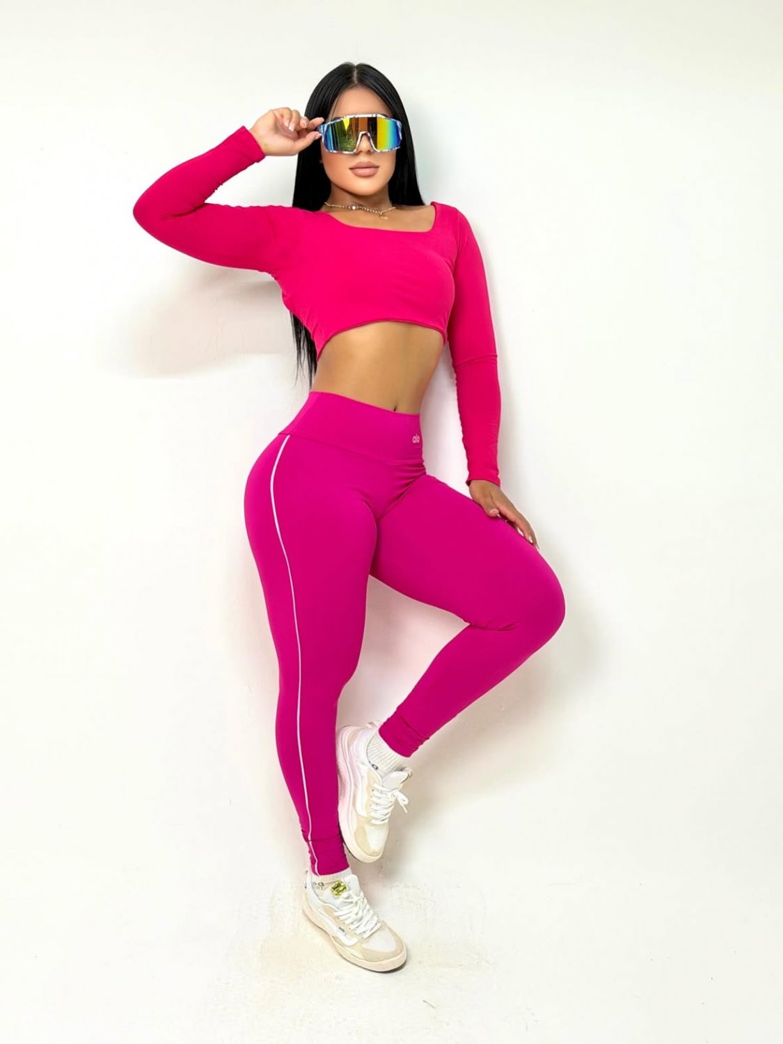 Morena muito linda e gostosa fitness #q2r2Waet